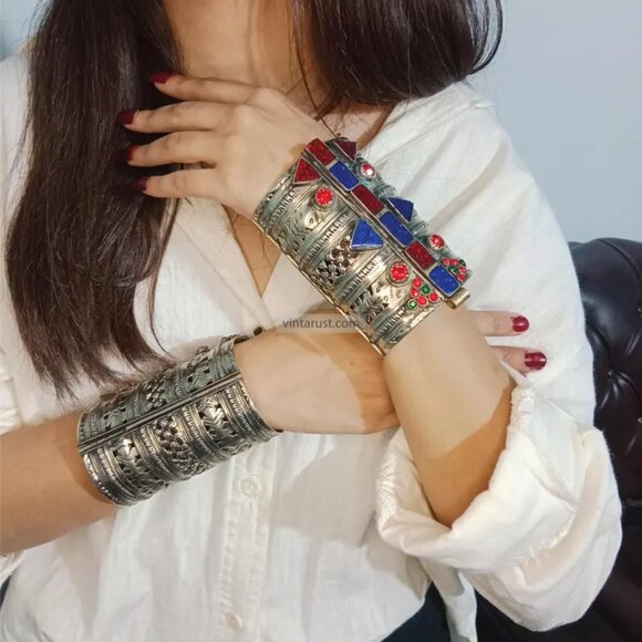 single  cuff  Afghan Vintage Handcuff, Cuff Bracelet, Boho Style, Boho Jewelry, - Picture 2 of 13